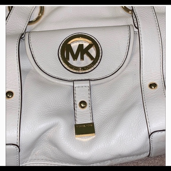 Michael Kors Cream Bag - Picture 6 of 7